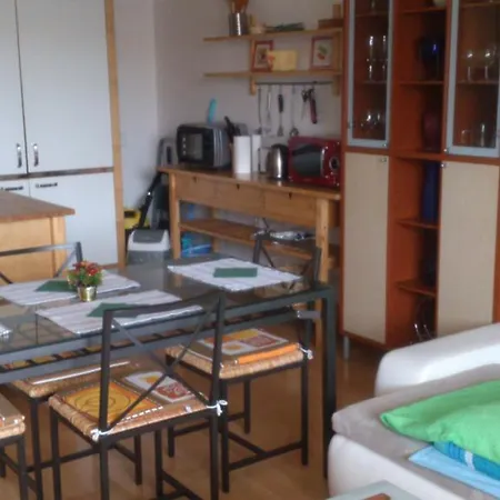 Apartment Mojmirova *