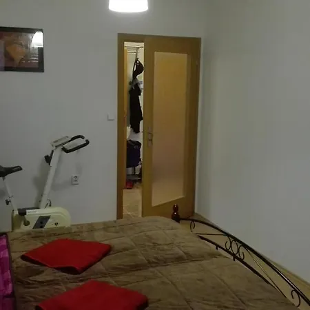 Mojmirova Apartment Prague